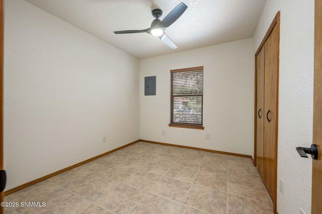 2083 Pinecone Way, Las Cruces, NM 88012