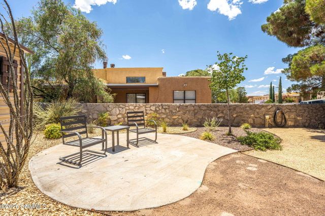 2083 Pinecone Way, Las Cruces, NM 88012