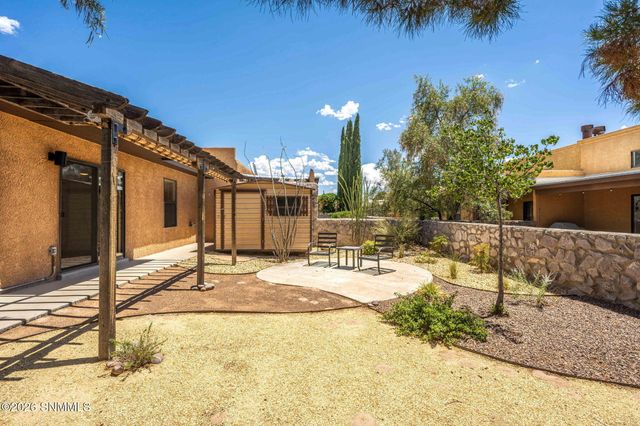 2083 Pinecone Way, Las Cruces, NM 88012