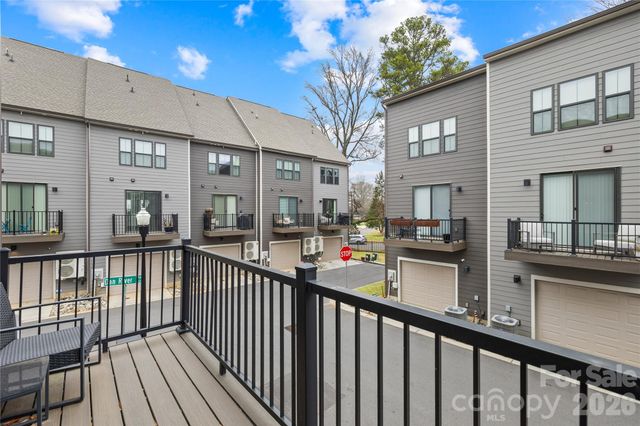 563 Nantahala Drive, Charlotte, NC 28211