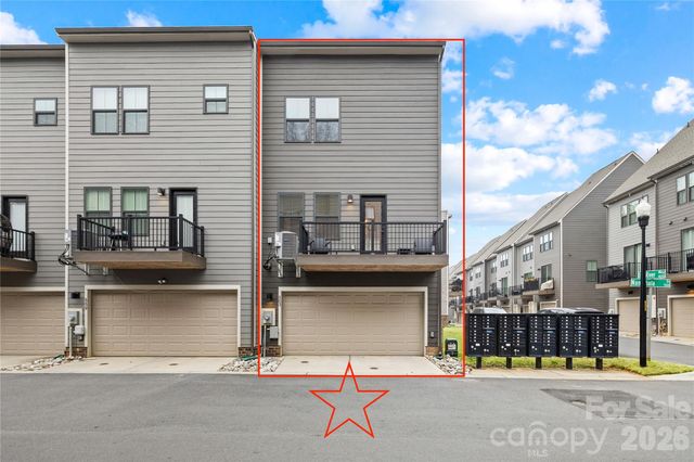 563 Nantahala Drive, Charlotte, NC 28211