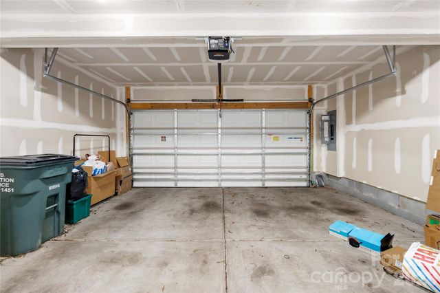 563 Nantahala Drive, Charlotte, NC 28211