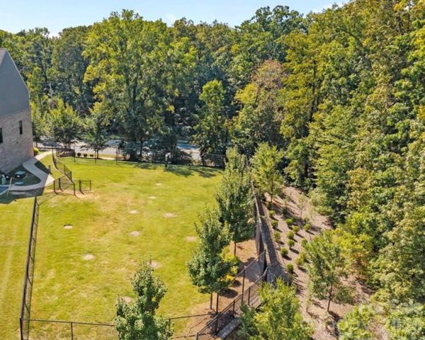 563 Nantahala Drive, Charlotte, NC 28211