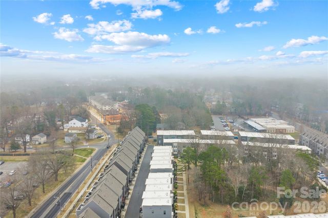 563 Nantahala Drive, Charlotte, NC 28211