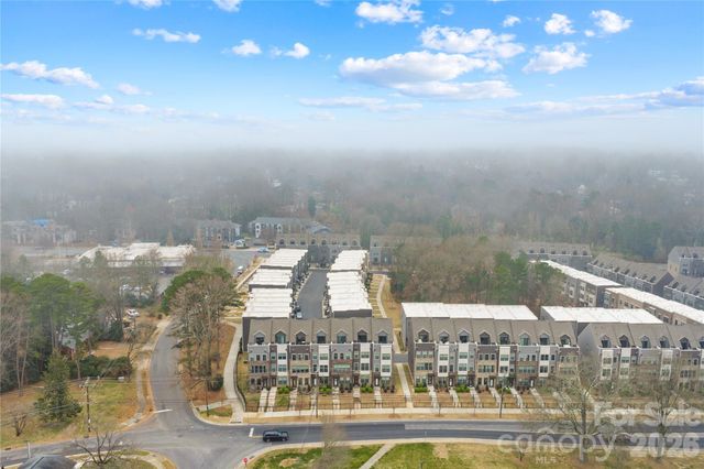 563 Nantahala Drive, Charlotte, NC 28211