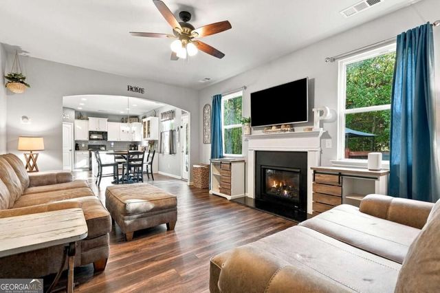 84 Boxwood Way, Dallas, GA 30132