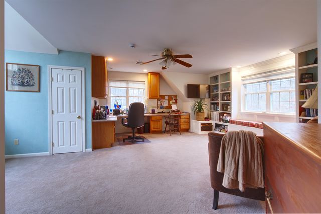 34 Kinloch Drive, Stratham, NH 03885