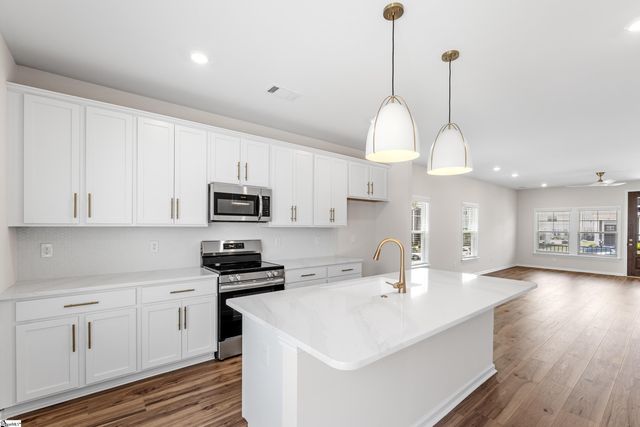 41 Leander Drive, Greer, SC 29651