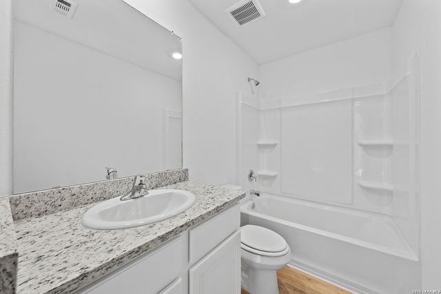 3910 Belby Fields, Von Ormy, TX 78073