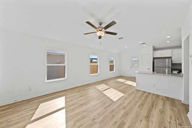 3910 Belby Fields, Von Ormy, TX 78073