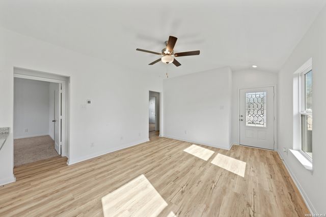 3910 Belby Fields, Von Ormy, TX 78073