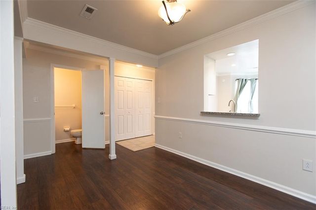 4644 Glanmire DR, Virginia Beach, VA 23456