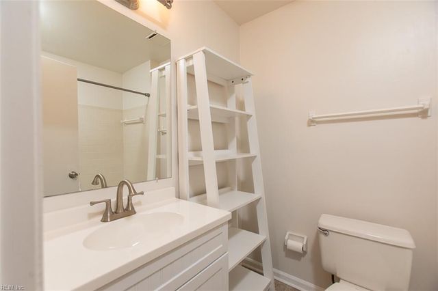 4644 Glanmire DR, Virginia Beach, VA 23456