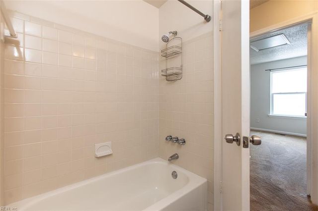 4644 Glanmire DR, Virginia Beach, VA 23456