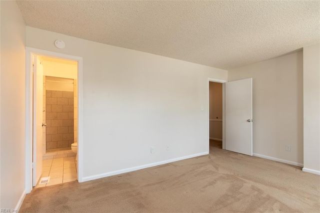 4644 Glanmire DR, Virginia Beach, VA 23456