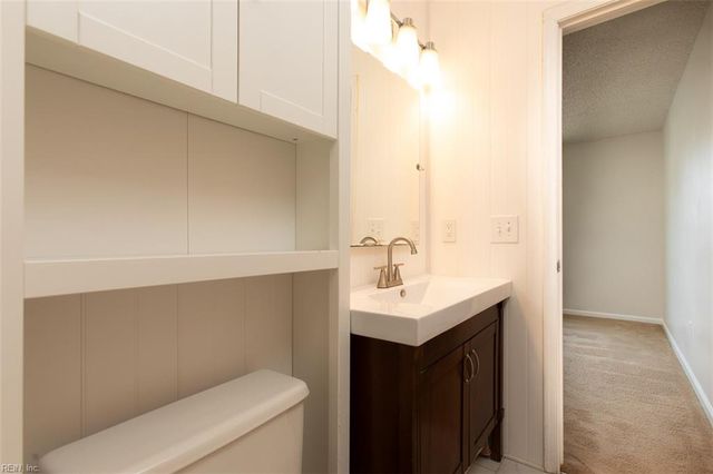 4644 Glanmire DR, Virginia Beach, VA 23456