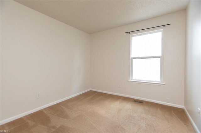 4644 Glanmire DR, Virginia Beach, VA 23456