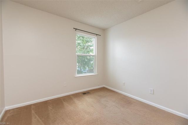 4644 Glanmire DR, Virginia Beach, VA 23456