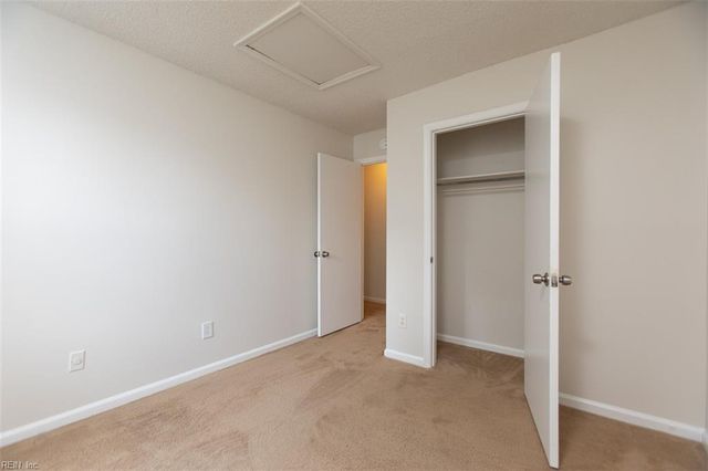 4644 Glanmire DR, Virginia Beach, VA 23456