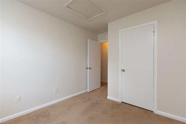 4644 Glanmire DR, Virginia Beach, VA 23456