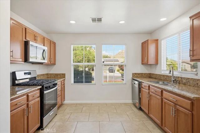 781 Amherst, San Jacinto, CA 92582