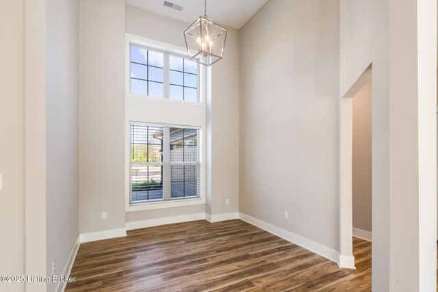 3035 Masters Dr, Floyds Knobs, IN 47119