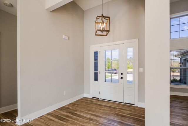 3035 Masters Dr, Floyds Knobs, IN 47119