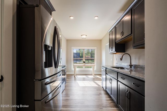 3035 Masters Dr, Floyds Knobs, IN 47119