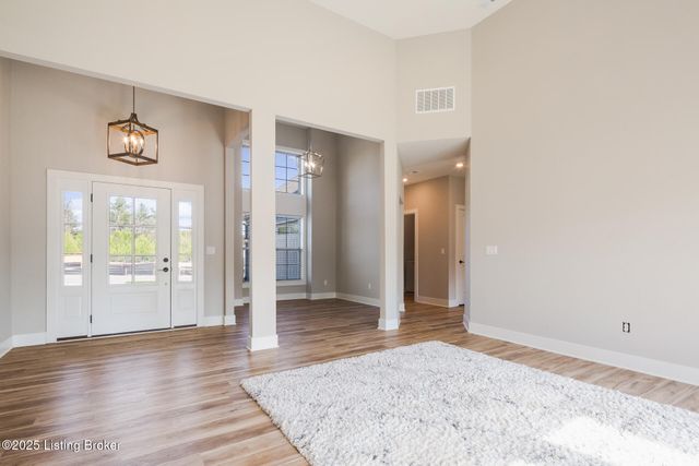 3035 Masters Dr, Floyds Knobs, IN 47119