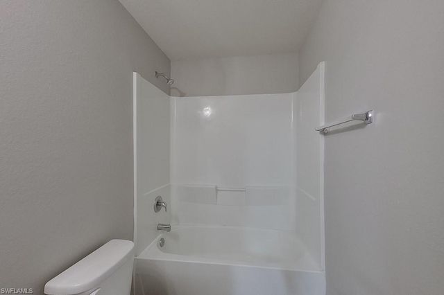 9113 Aegean CIR, Lehigh Acres, FL 33936