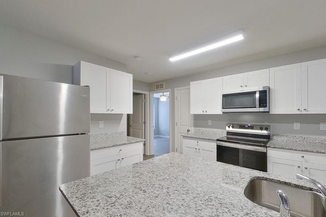 9113 Aegean CIR, Lehigh Acres, FL 33936