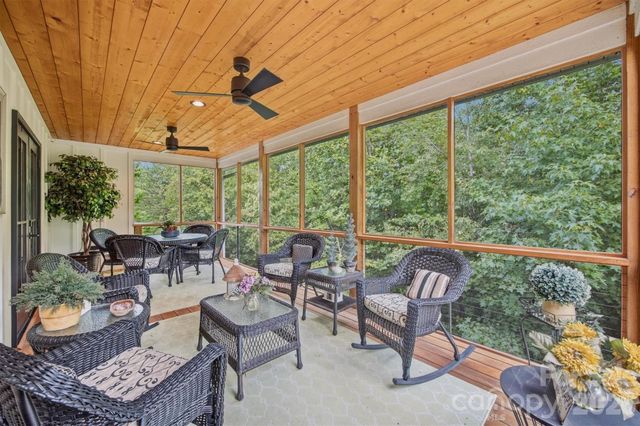 124 Beechmont Drive, Morganton, NC 28655