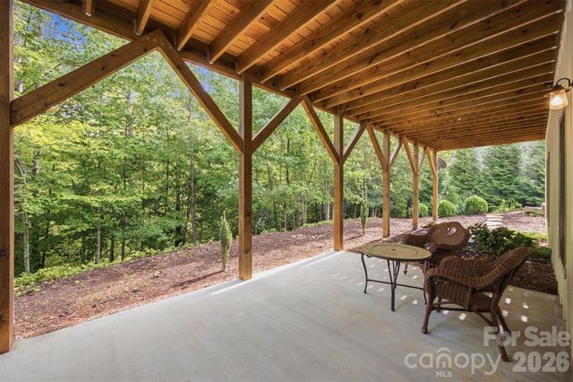 124 Beechmont Drive, Morganton, NC 28655