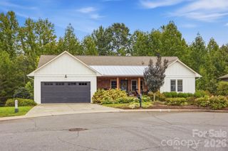 124 Beechmont Drive, Morganton, NC 28655