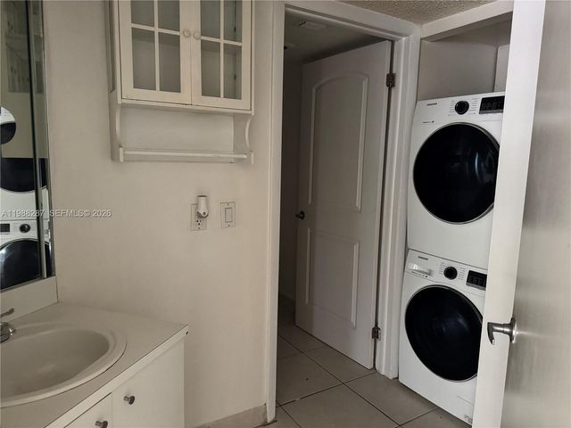 8305 SW 152nd Avenue A-201, Miami, FL 33193