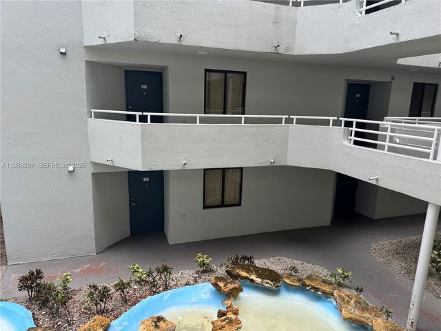 8305 SW 152nd Avenue A-201, Miami, FL 33193