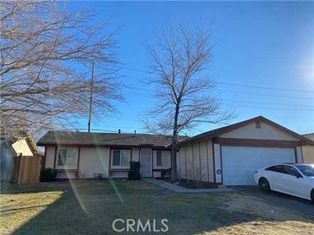 3518 Balmont, Lancaster, CA 93536