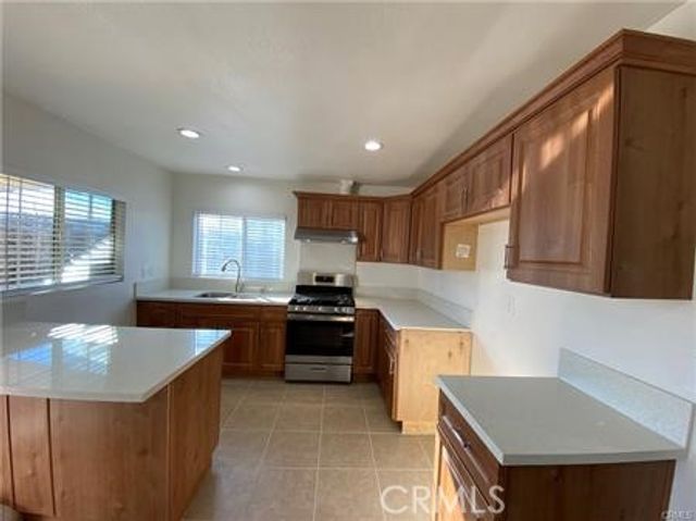 3518 Balmont, Lancaster, CA 93536