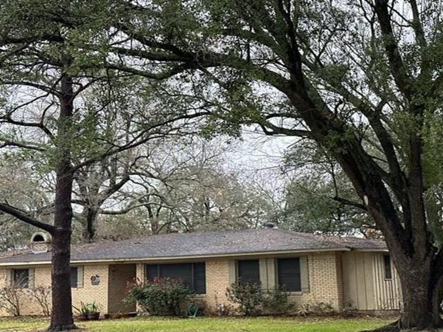 2109 Oaks Drive, Pasadena, TX 77502
