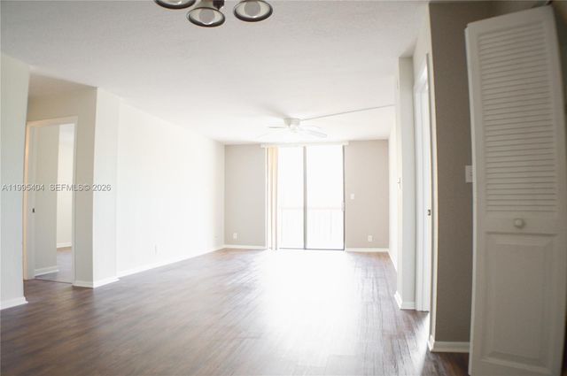 733 SE 1st Way 206, Deerfield Beach, FL 33441
