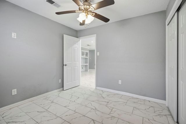 3714 Townes Forest Road, Friendswood, TX 77546