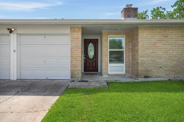 3714 Townes Forest Road, Friendswood, TX 77546