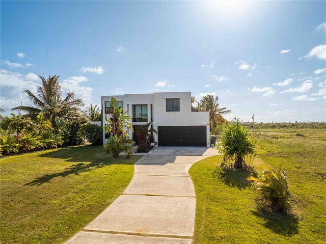 1893 AVENIDA MANUELA LAMELA ABREU, Isabela, PR 00662