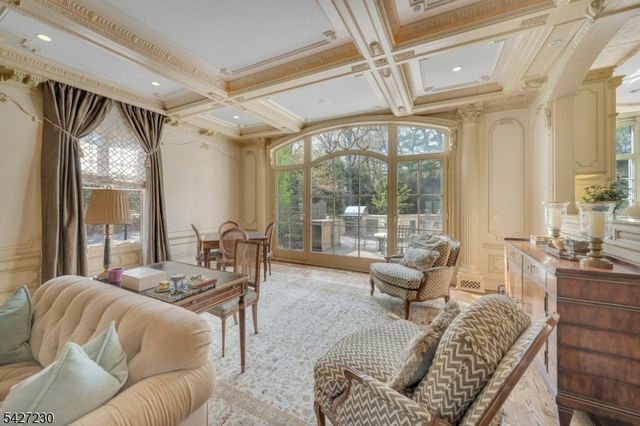 501 Timberline Dr, Franklin Lakes Boro, NJ 07417