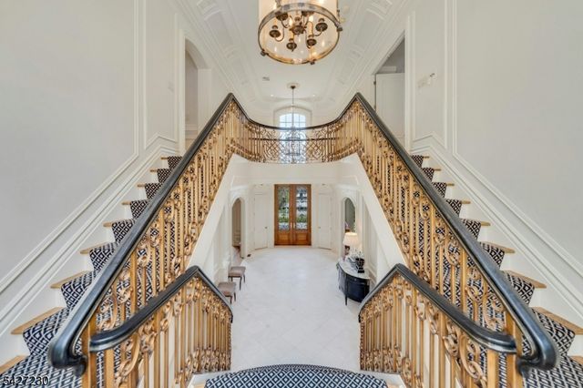 501 Timberline Dr, Franklin Lakes Boro, NJ 07417