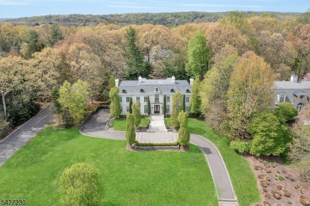 501 Timberline Dr, Franklin Lakes Boro, NJ 07417