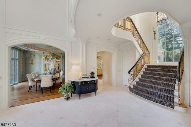501 Timberline Dr, Franklin Lakes Boro, NJ 07417