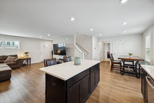 325 Heritage Ave, Gallatin, TN 37066