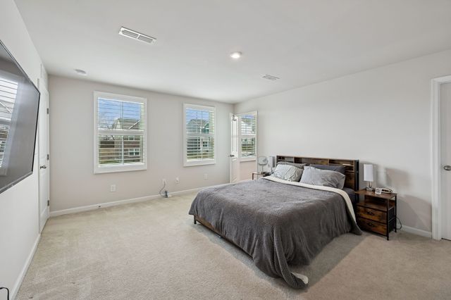 325 Heritage Ave, Gallatin, TN 37066