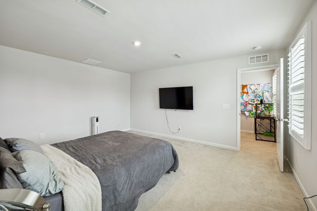 325 Heritage Ave, Gallatin, TN 37066